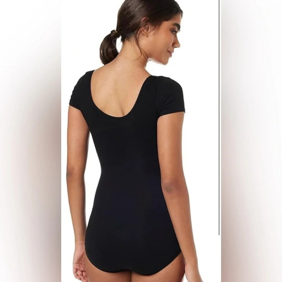 Capezio Women's Classic Short Sleeve Leotard size XS - Picture 4 of 6